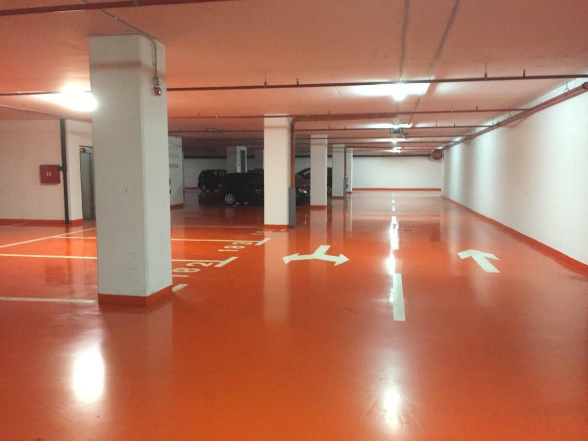 Nova Galerija Studio App Bella,Lara,Katy - Parking In Garage زغرب المظهر الخارجي الصورة